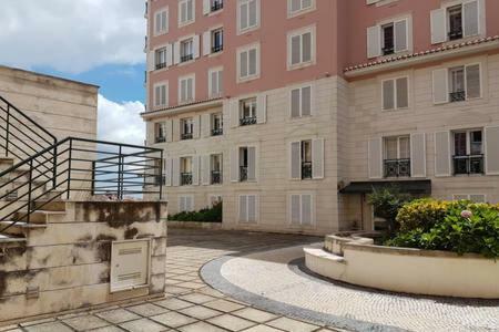 New Loft - Lisboa Estrela Apartment ภายนอก รูปภาพ